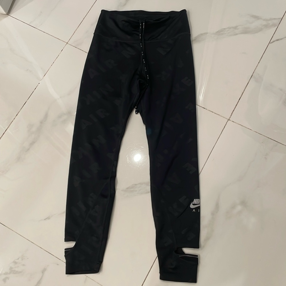 Nike dri fit leggings, size small